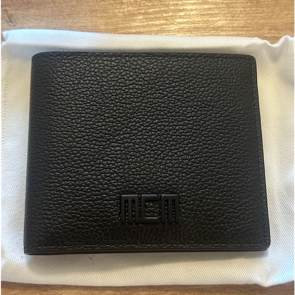 MCM BIFOLD WALLET 100% Leather